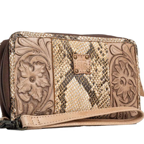 STS Ranchwear Handbags - NWT - Stella Kacy Organizer by STS